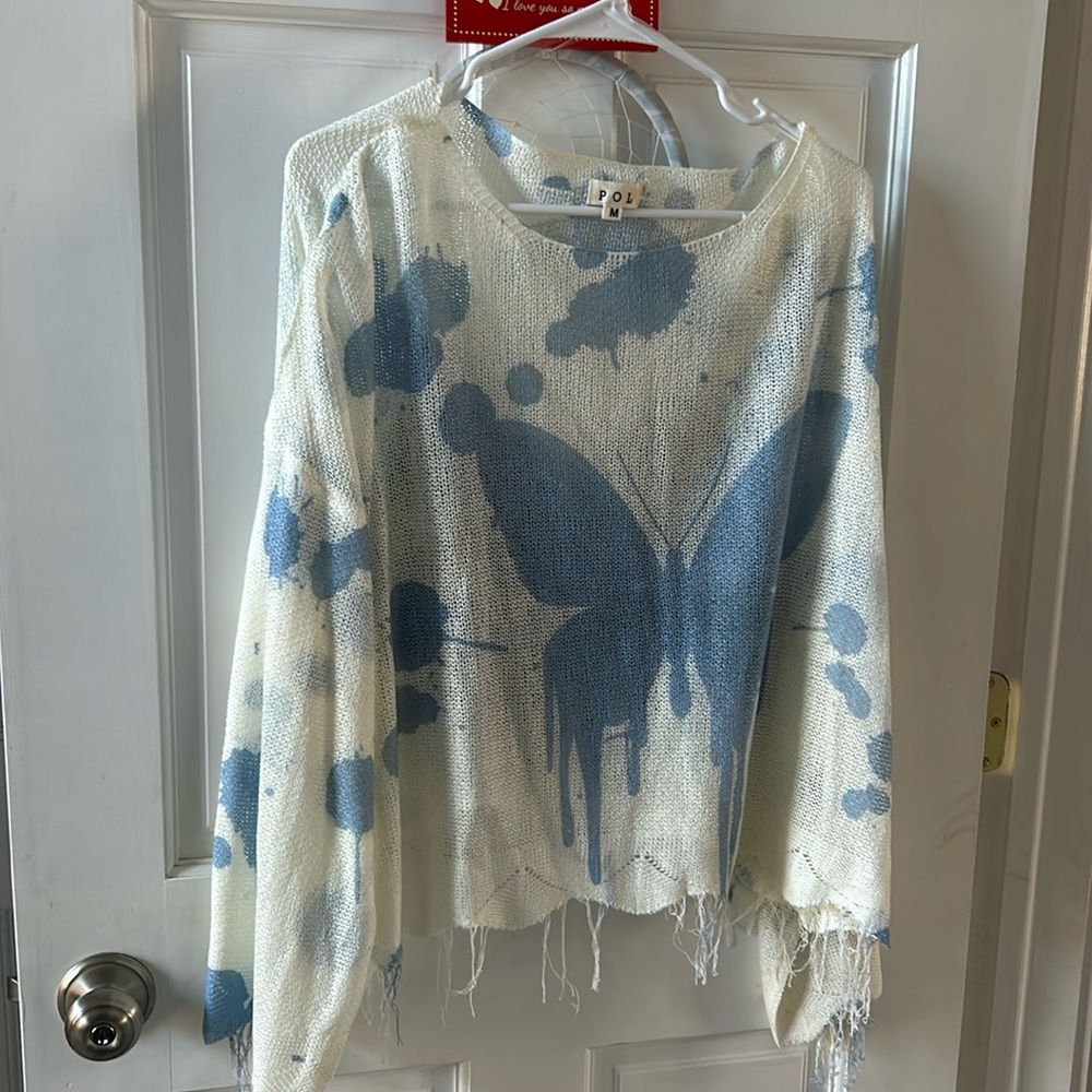 POL medium white and blue